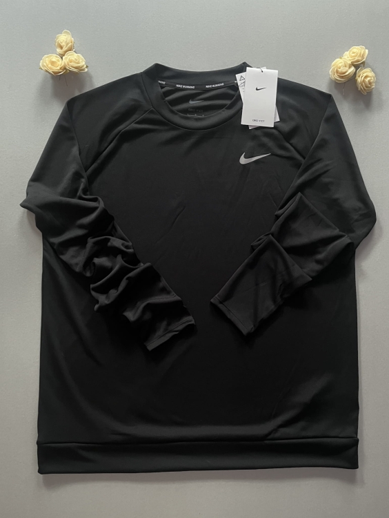 koszulka nike czarna
